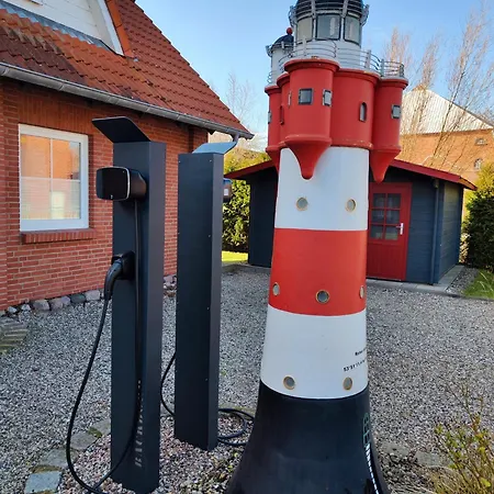 Kleiner Leuchtturm - Steuerbord Fehmarn