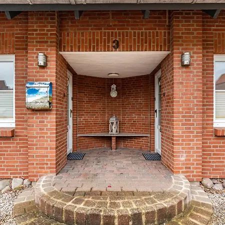 Kleiner Leuchtturm - Steuerbord بيت للعطل